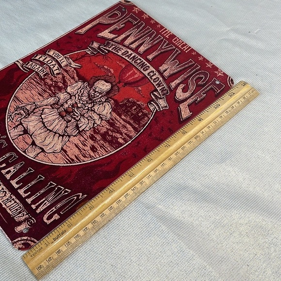 Vintage Vibe NWOT The Great Pennywise The Dancing Clown Metal Sign Red Horror - Picture 5 of 6